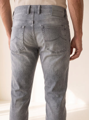 Jacob Cohën „Bard" Jeans – Grau