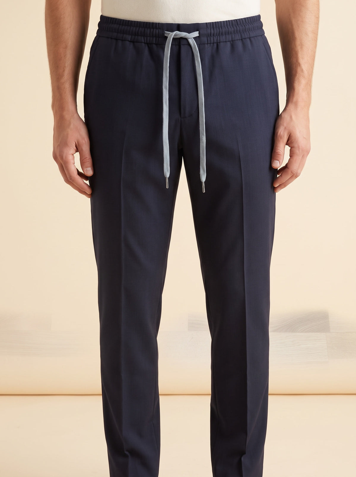 Pescarolo Sommerhose Navy, Detail des elastischen Bundes mit hellgrauen Tunnelzugkordeln