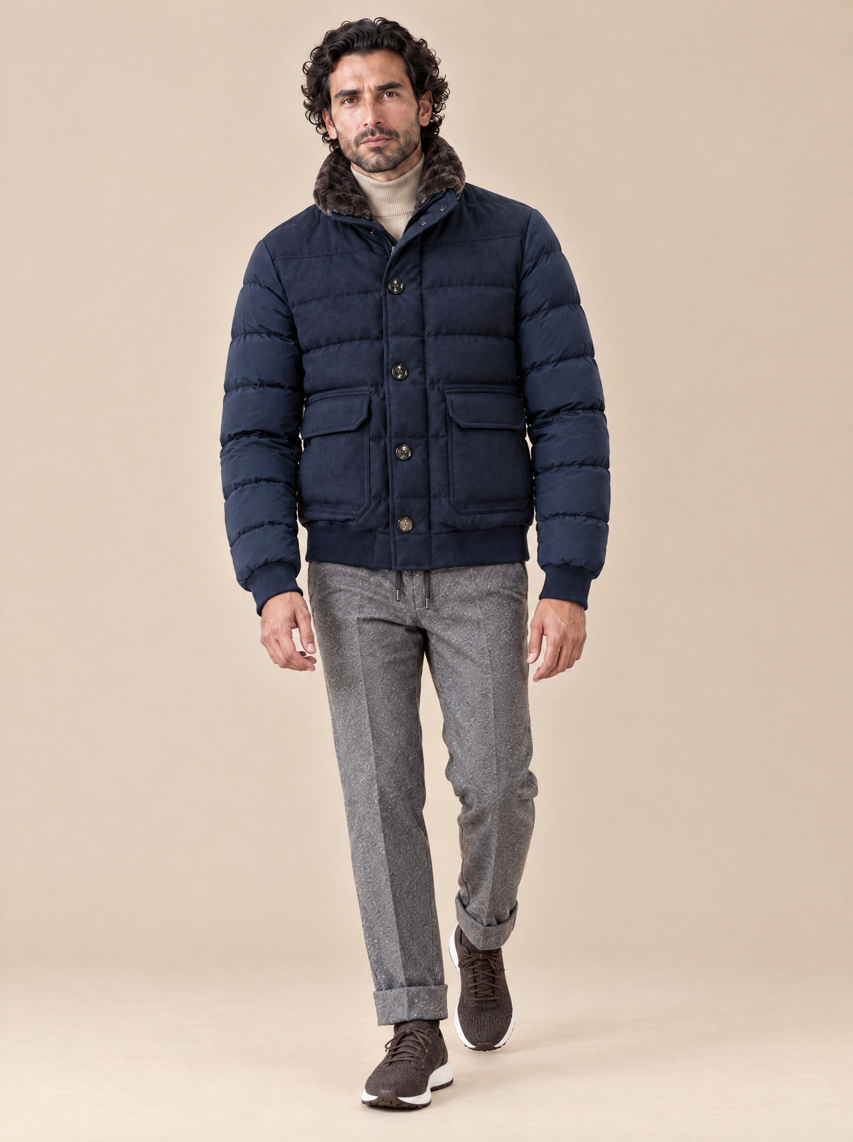 Moorer Steppjacke Dunkelblau im Gehen